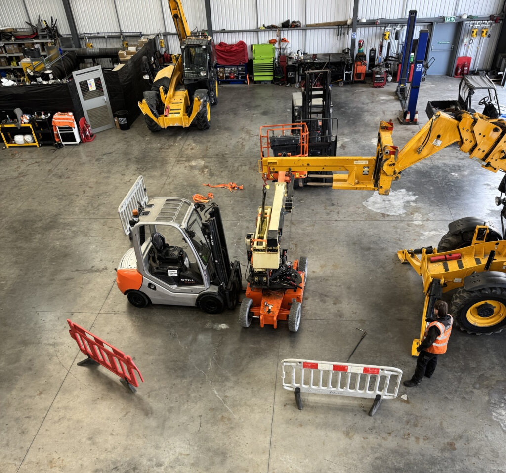 JLG E300 Slew Gear Replacement